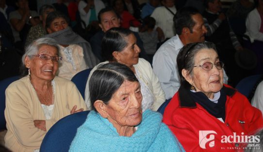 Adultos Mayores De Gir N Festejaron Su D A Achiras Net Ec