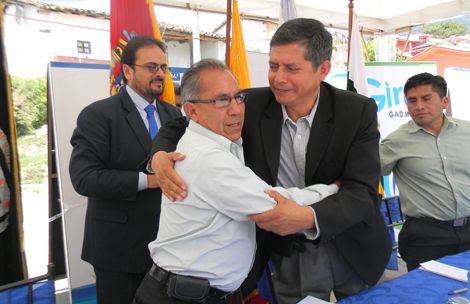 Alcaldes: Peña y Uzhca