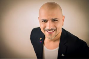 Danny Galán presenta RELATIVO, su primer álbum solista entre bohemia y rock