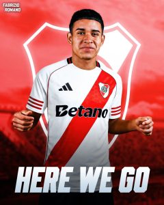 Kendry Páez llega a River Plate desde Chelsea en condición de préstamo por toda la temporada
