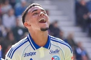 Kendry Páez llega a Argentina para sumarse a River Plate en préstamo desde Chelsea