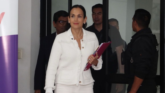 Ministra de Energía descarta riesgo de apagones en Ecuador pese a caída del embalse de Mazar