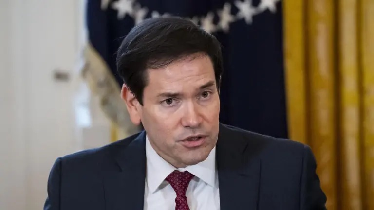 Trump y altos funcionarios de Estados Unidos intensifican presión sobre Cuba tras caída de Maduro