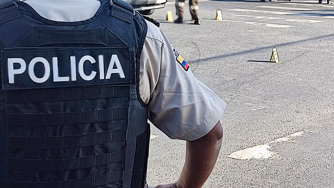 Cuatro hombres son acribillados durante reunión familiar en Durán