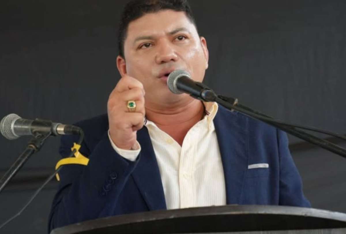 Alcalde de Rocafuerte, Norberto Vélez, sobrevive a atentado armado en la vía a Portoviejo