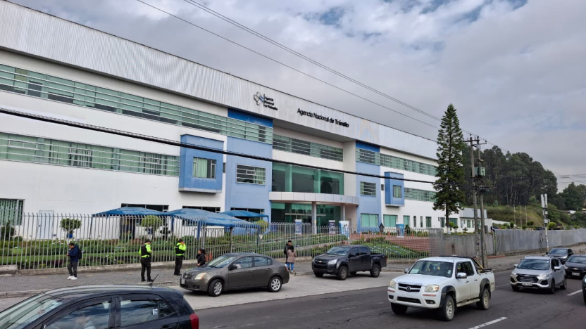 Director de la Agencia Nacional de Tránsito anuncia ajustes a la matriculación y trámites mientras se reestructura la entidad