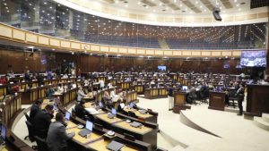 Bancada de ADN busca los votos para aprobar la Ley urgente que regula el gasto de los gobiernos locales