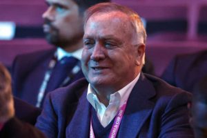 Dick Advocaat renuncia como entrenador de Curazao a cuatro meses del Mundial 2026