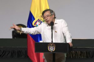 Gustavo Petro se pronunció sobre los aranceles de Ecuador