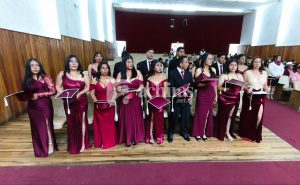 17 nuevos bachilleres se incorporan en Girón en modalidad nocturna