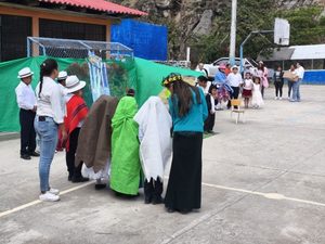 Escuelas gironenses del régimen Costa desarrollaron un programa cultural.